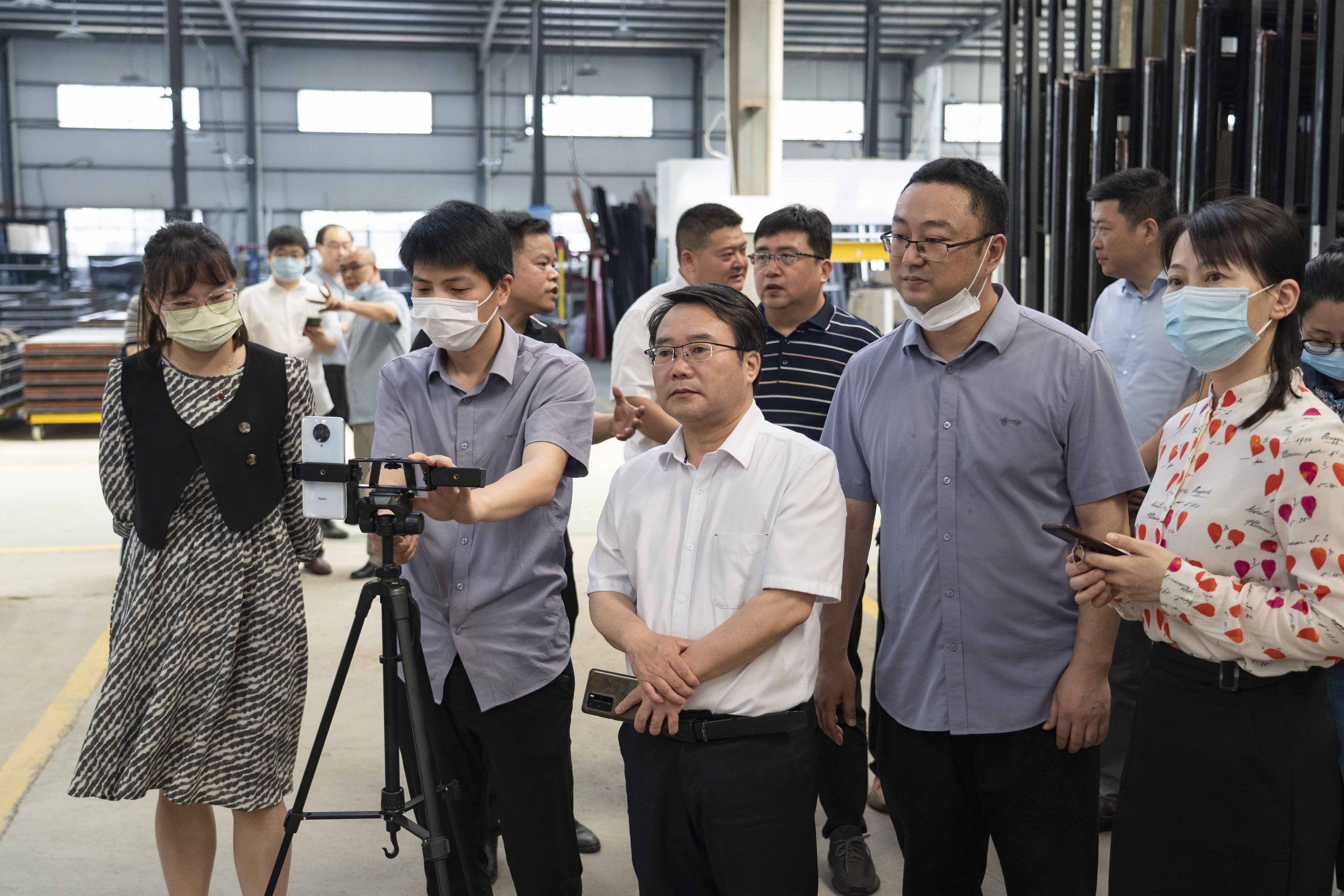 1655425982621644tQ5e.jpg 070e.jpg